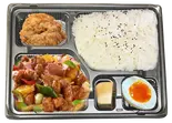 黑酢鶏弁当（中华料理 美中味）