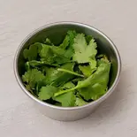 パクチー（CAFE＆BAL IKOINOBA）
