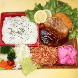 カレーハンバーグ弁当（てんこもり弁当湊川店）
