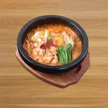 旨辛ホルモンうどん（焼肉丼・旨辛うどん すみのえ食堂）