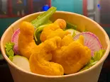 海老フリットのサラダ Shrimp Frits salad（33 Manet cua）