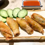鶏皮餃子（ミャンマーレストラントゥゲチン）