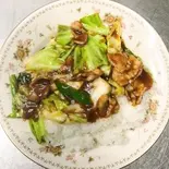 ホイコーロ丼（中華料理 金星）