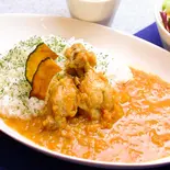 自家製とまとチキンカレー(本まぐろ中とろ切り落としと次の肉料理 マキバスタイル 芝浦店)