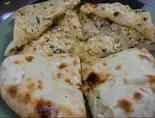 パニールクルチャ (Paneer Kulcha)(アナム本格インド料理)