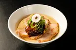 チャーシュー塩RAMEN（八咫烏(やたがらす)）
