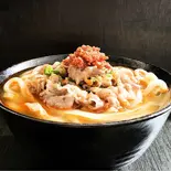 絶品！！  「激辛肉うどん」 激辛オリ-ブオイル漬け辛子明太子入り(博多ふくいち)（「肉うどん」と「肉吸い」のお店 黒牛亭 KuroUshiTei）