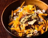【チェダーチーズ】ゴロゴロお肉の牛タコライス (並) Chunky Meat Beef Taco Rice (Regular)（ゴロゴロお肉の牛タコス 関大前店）