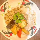 タイ風ドライグリーンカレーライス(タイ料理と創作料理のお店トーンチャーン tairyouritosousakuryourinoomisetorngchang)