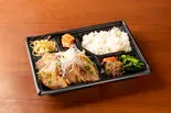 豚カルビ弁当（赤身肉じゃんか）