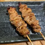 せせり(タレor塩)2本（焼とり吉鳥 今里駅前店）
