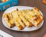 ガーリックナン（インド・ネパール料理店 リスタ Indian Nepali restaurant RISHTA）