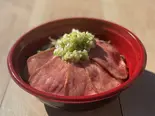 上タンねぎ塩丼 Top tongue green onion salt bowl（牛とスープの東大門市場 神楽坂店）