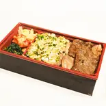 ネギだくタンカルビ＆特撰上ロース弁当（一頭買い焼肉 美美）