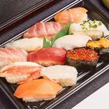 彩(いろどり)12貫（音色すし 世田谷店）