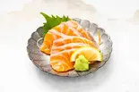 サーモンお刺身（魚屋 UOTACHI）