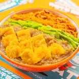 マッシュポテトサクサクチキンビビンバ（小馋猫烤肉拌饭(シャオチャンマオビビンバ)）