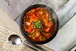 トマトユッケジャンラーメン|酸味x旨辛スープ（世田谷区焼肉いちわ|麺とご飯で楽しむ「ユッケジャン」杉並店）