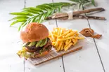 アボカドバーガー（モアナキッチンカフェ 新宿タカシマヤタイムズスクエア店）