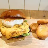 中洲ハンバーガー ナゲットセット（中洲バーガー(中洲ホルモンセンター)）