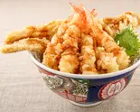 穴子一本と海老天丼（大盛海鮮天丼マウンテン Powered by 杉玉 神戸北野坂）