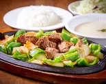 牛肉ピーマン炒め（ジョイステーキ）