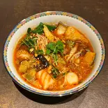 野菜たっぷり薬膳麻辣湯（薬膳麻辣湯と薬膳カレー灯華）