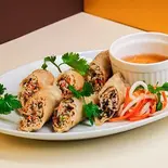 揚げ春巻き(2本)FRIED SPRING ROLL（バインミーシンチャオ中野店）