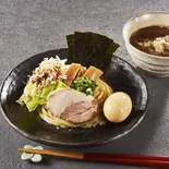 味玉 こってり背脂魚介豚骨つけ麺(麺200g)(魚介と豚骨のWスープが決め手! つけ麺 総本山 無双 上目黒店)
