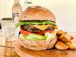アボカドチーズバーガー(フライドポテト付)（Blue Green BURGER 市川店）