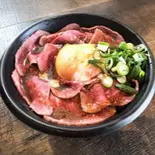 ローストビーフ丼（【焼肉屋さんのお弁当】犇郷）