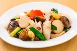 紋甲イカと野菜のXO醤油炒め（満洲園 東陽町店）