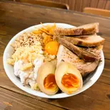 豚油伝特製まぜそば（G系らーめん 豚油伝〜ぶゆうでん〜）