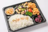 ナスと豚バラの味噌炒め弁当（キッチン まごころ(副菜が変更する場合があり)）