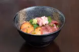 サーモンとマグロ丼（山さん）