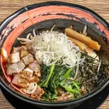 旨辛まぜそば（麺dining 糸）