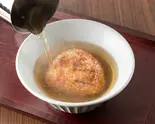 紅天焼きおにぎり出汁梅茶漬け(【お好み焼き】だしともんじゃ)