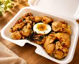 炭火焼き鳥丼（《"炭火薫る"焼き鳥丼》Satay-サテー-）