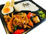 牛肉オイスターソース炒め＆春巻弁当（萬福来 赤塚店）