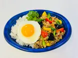 フレッシュバジルのガパオライス（市川家の台所 なずな 日本橋馬喰町店）