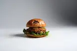 和牛チリミートソースバーガー Wagyu Chili Meat Sauce Burger(SHOGUN BURGER 横浜赤レンガ倉庫店)