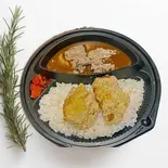 牛すじ唐揚げカレー（牛すじ煮込みカレーMID Curry早稲田店）