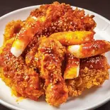 ヤンニョムチキン(ハーフ) Yangnyeom Chicken (Half)(ヤンニョムチキン&チーズキンパ梨泰院トンバンキンパ博多店)