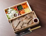 小竹家特撰弁当 Kotakeya Special Bento Box（焼肉ホルモン 小竹家）