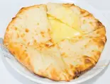 チーズナン(Cheese Naan)（KHUKURI）