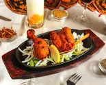 タンドリーチキン Tandoori Chicken 2P（インド・ネパール創作料理 スリスティ 本店）