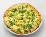 coriander cheese nan（アジアンダイニング タール）