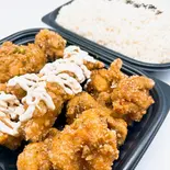 【超爆盛】函館チャイチキ5個&釧路ザンタレ5個&宮崎チキン南蛮5個プレート(【元祖!デカ盛】どん亭)