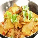 ジャガイモの四川風鍋（中華料理 華景園）