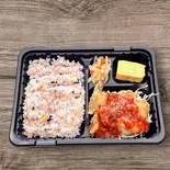 鮮魚の竜田揚げトマトサルサ弁当（やまふく）